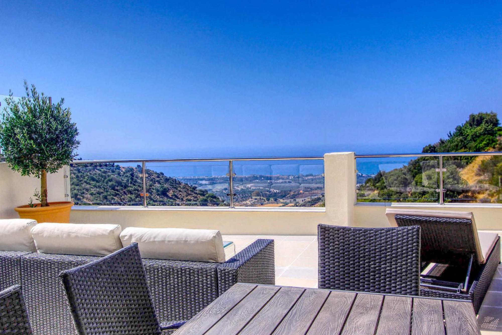 1090 Amazing Panorama Sea View Penthouse Large Terrace Heated Pool Gym *