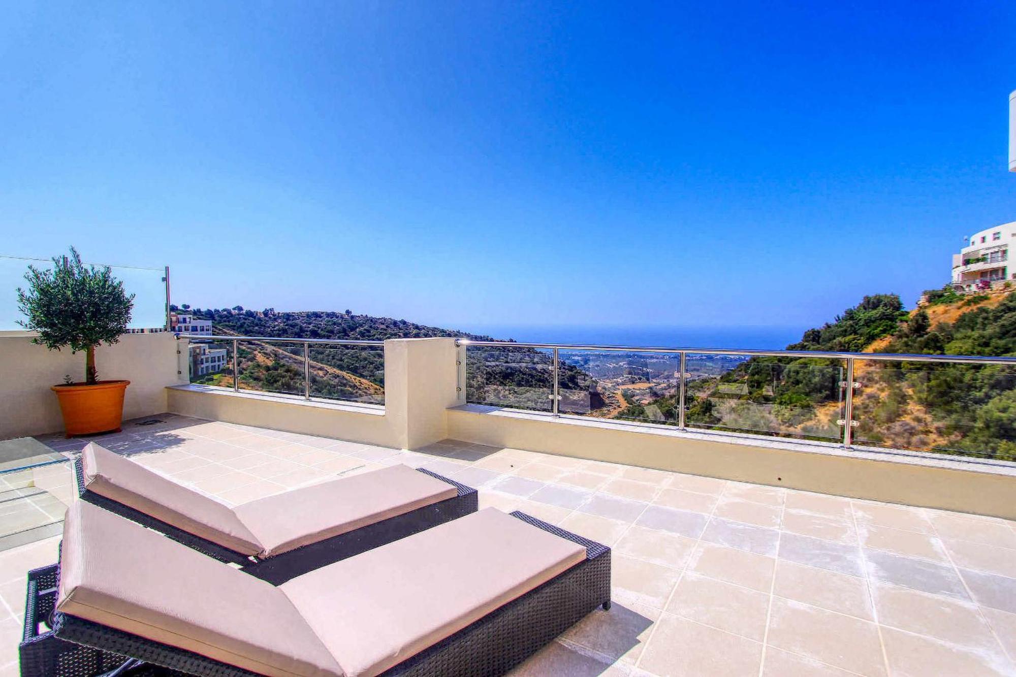 1090 Amazing Panorama Sea View Penthouse Large Terrace Heated Pool Gym Apartamento Marbella