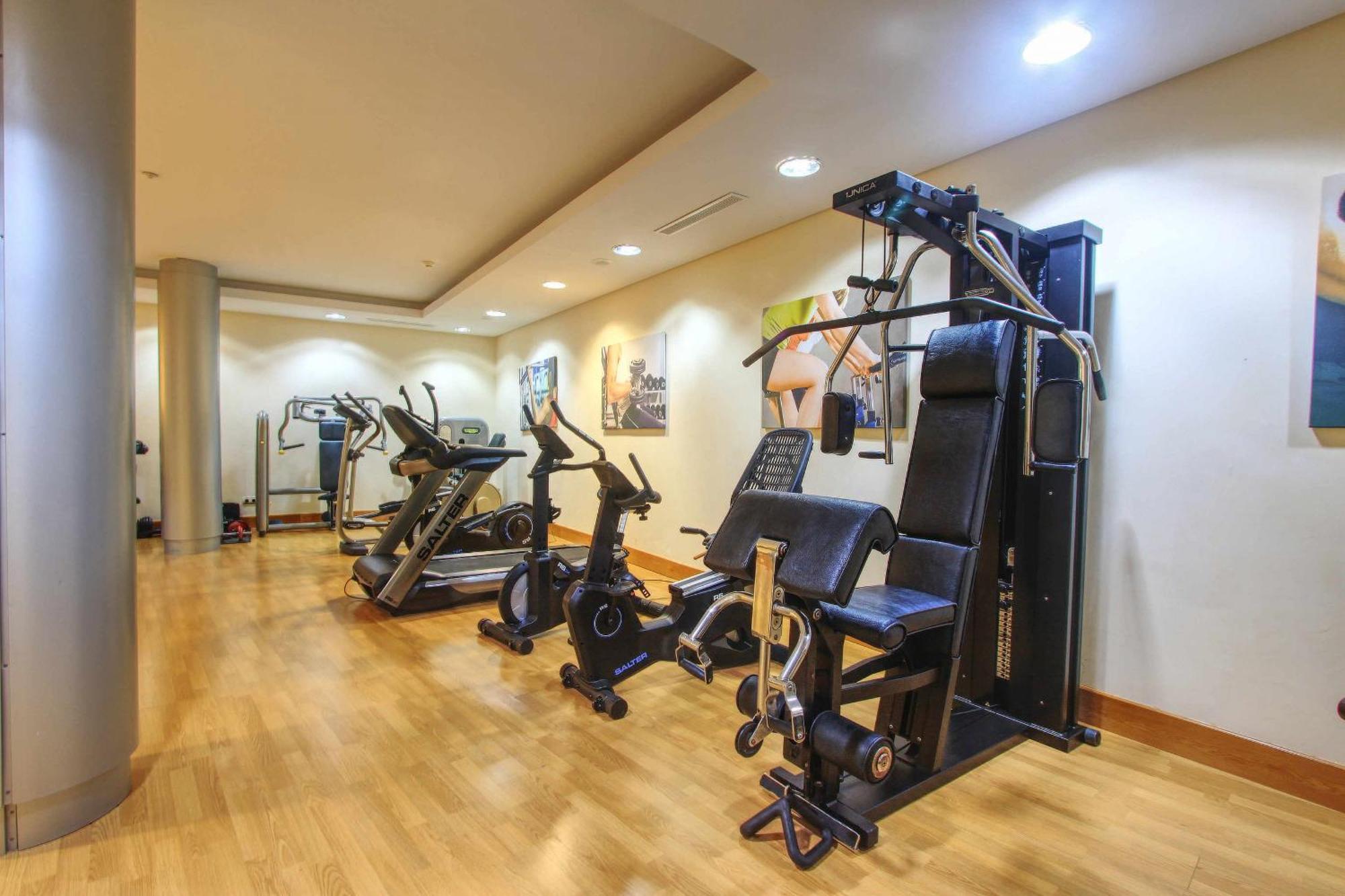 1090 Amazing Panorama Sea View Penthouse Large Terrace Heated Pool Gym Apartamento